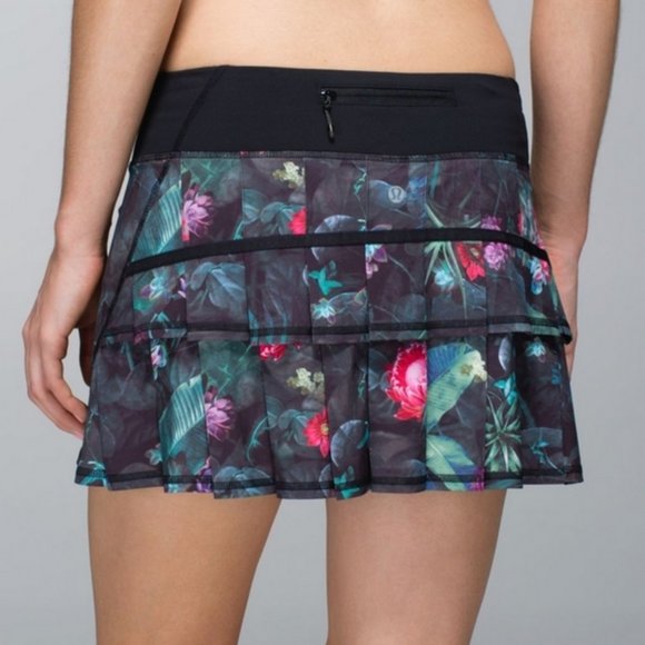 Lululemon skirt Run PACE SETTERCurious Jungle Tennis Skort Blacksz 4